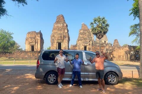 Private Tour Angkor Wat 3 Tage - Banteay Srey - Nationalpark Phnom Kulen (55 km)