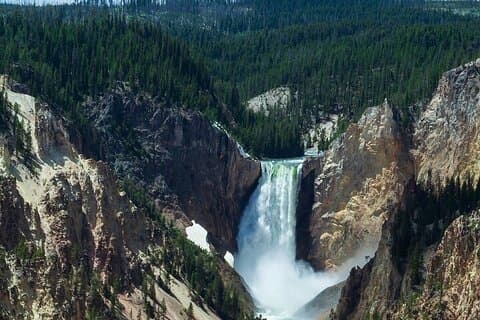 Volledige dag Best Of Yellowstone National Park Tour vanuit Big Sky