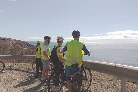 電動自転車で巡る南海岸パノラマオーシャンツアー