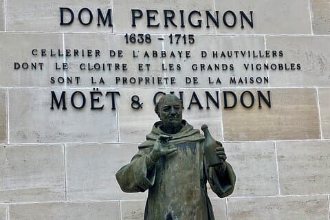 Moet et Chandon Vineyards Cellars 7 degustações de Champagne privado