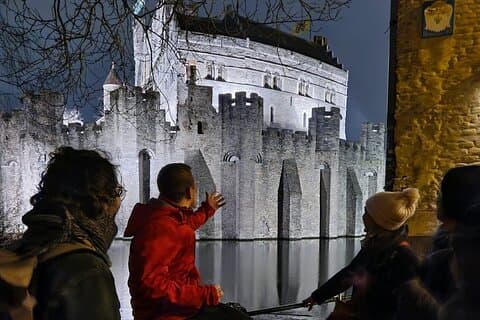 Excursão noturna do lado escuro de Gent