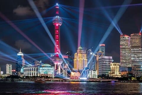 Croisière nocturne sur la rivière Shanghai et visite de la lumière avec le bazar Yuyuan