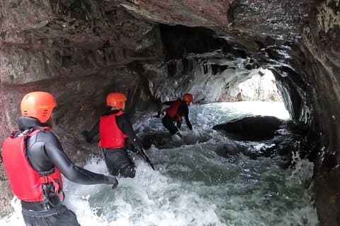 Coasteering på Irelands Wild Atlantic Way
