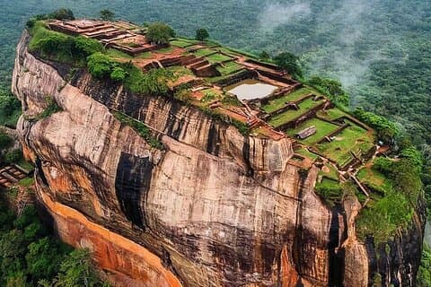 Tour privado de 7 días de Colombo Sigiriya Kandy y Bentota