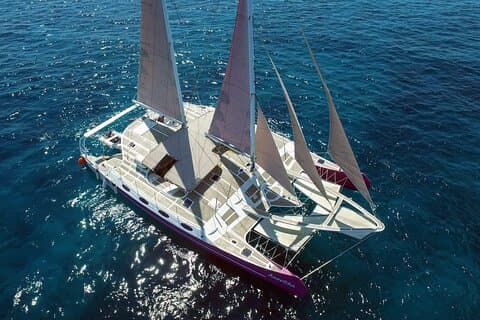Full day Lembongan Island Catamaran Cruise with BBQ Lunch