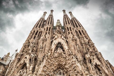 Barcelona: Führung durch die Sagrada Familia mit Schnellzugang