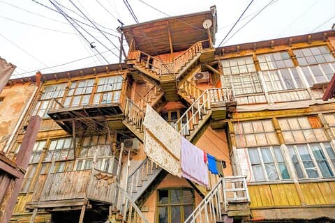 Alternativer Rundgang durch New Tiflis und Nebenstraßen