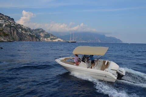 RENT boat in Salerno WITHOUT LICENSE
