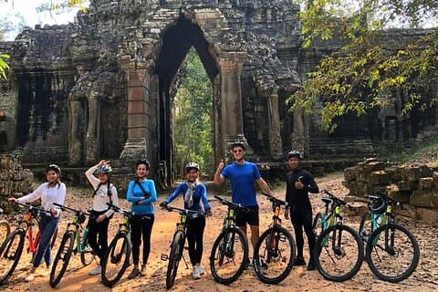 Heldags sykkeltur i Siem Reap med Zipline