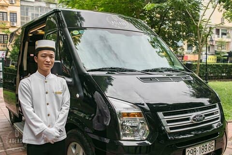 Halong Bay Day Tour fra Hanoi med PRIVATE LIMOUSINE på HIGHWAY