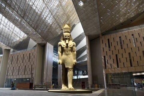Full-Day Tour to the New Grand Egyptian Museum and Giza Pyramids
