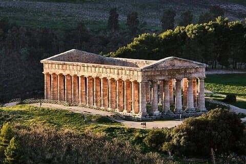 Private Tour to Segesta, Erice and Wine Tasting in Marsala