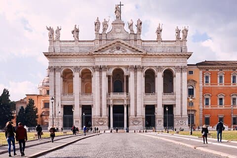 Visite de la cathédrale de Rome et des escaliers sacrés
