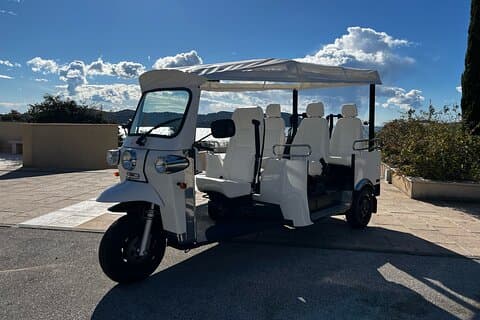 Tour privato E-Tuk da Polače al Parco Nazionale