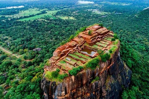 Top 10-Tagestour von Colombo nach Sigiriya mit dem Auto