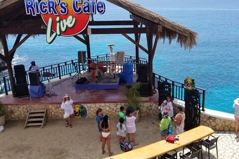 Negril Beach, Rick’s Café Tour – Avventure di sole, sabbia e tramonto