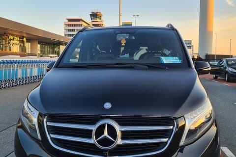 Private Minivan transfer to Rotterdam