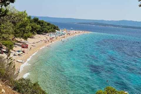 Privérondleiding op het eiland Brač met olijfolieproeverij