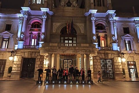 Valencia bei Nacht Segway-Tour