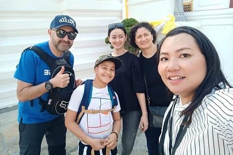 Recorrido privado a pie por Bangkok con guía profesional (opción de coche turístico)
