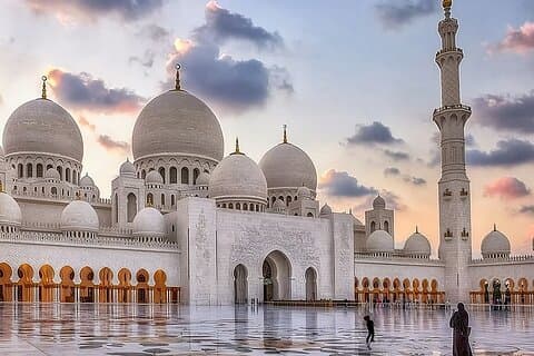 Abu Dhabi Full Day Tour: van iconische bezienswaardigheden tot moderne wonderen