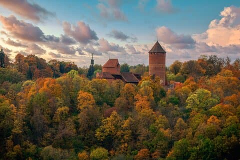 Private Full-Day Trip to Turaida, Sigulda, and Cesis