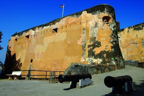 Tour della città di Mombasa di mezza giornata con Fort Jesus e Haller Park