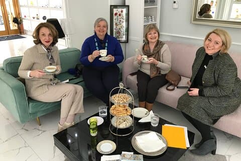 Sidonies Fine Porcelæn og Crystal Care Workshop i Budapest
