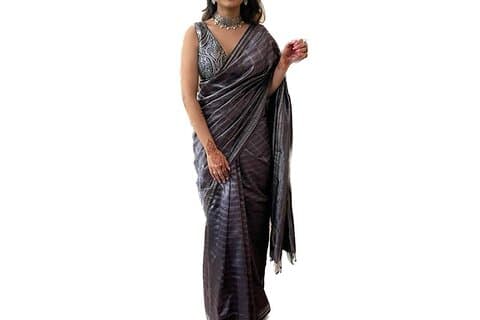 デリーでサリー ドレープを体験 - インド文化の衣装