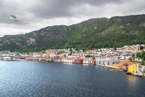 Privat overførsel fra Oslo til Bergen med 2 timers stop