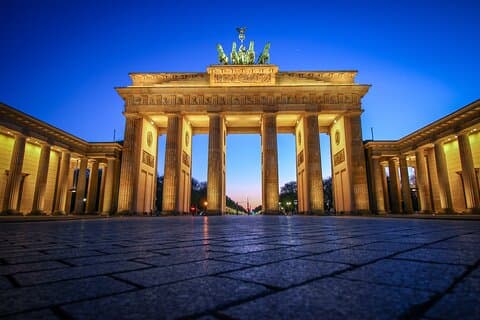 Service de transfert privé de Prague à Berlin avec arrêt optionnel