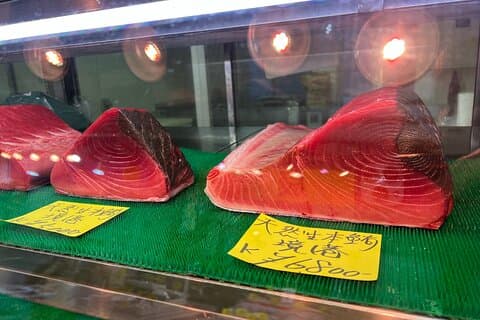 Tsukiji Outer Market Tour mit einem Marktinsider