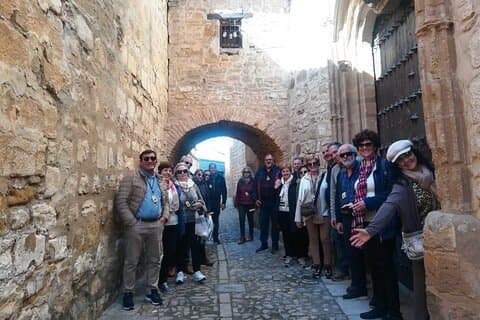 Bezoek aan de monumentale Baeza (ingang van de kathedraal)