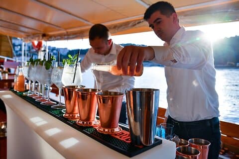 Gastro Cruise | Cruise around Dubrovnik Old Town with Lunch