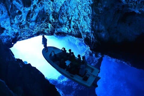 Privat Blue Cave og 5 Island Tour