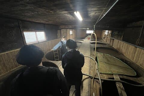 茨城のセンチュリーオールドファクトリーでのプライベート醤油醸造所ツアー