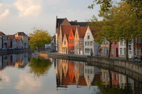 Trasferimento privato da Parigi a Bruges