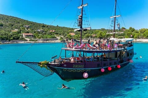 Blue Lagoon & Underwater Museum da Spalato con pranzo e bevande