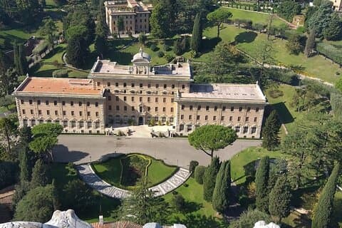 Privat biltransport fra flyplassen til Roma City