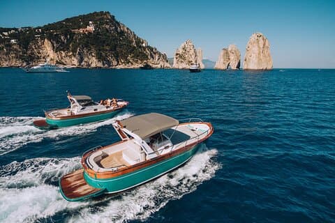Excursão de barco partilhada para Capri de Sorrento