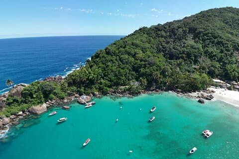 Discover Ilha Grande in a Full day Private Speedboat Tour