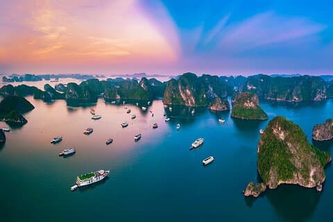 Tour di lusso della baia di Ha Long di un'intera giornata con 6 ore di crociera