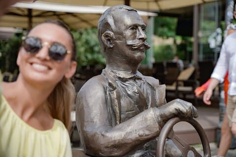 Das Beste von Zagreb! Selbstgeführte Wake-Tour Sit&Meet kroatische Größen!