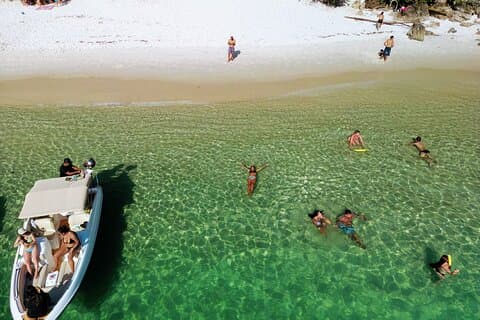 Ilha Grande: 7h Speedboat Tour of Paradise Islands