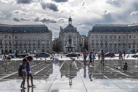 Privétransfer van San Sebastian naar Bordeaux, stop in Hendaye
