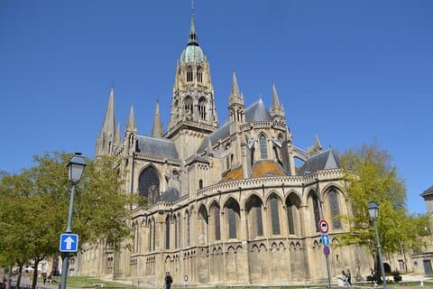 Trasferimento privato da Parigi a Bayeux