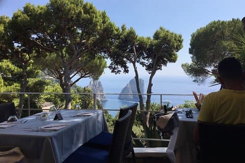 Luxury Capri Dining Experience & Aperitif with Yacht Transfer