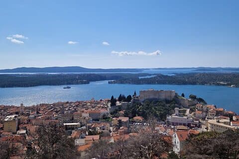 Private Driver guide to Šibenik starting from Zadar + sightseeing