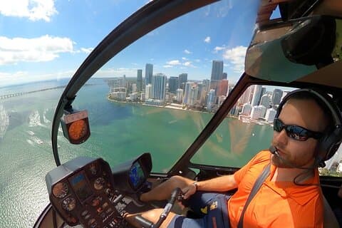 Miami Private Helicopter Tour: South Beach, Downtown og øyer