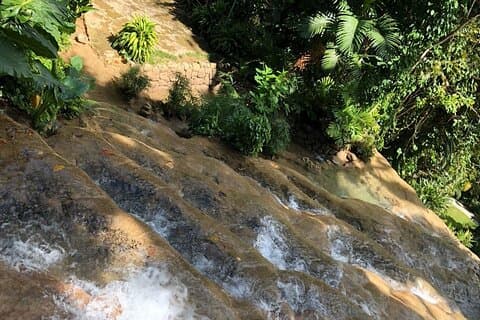 Dunn's River, Fern Gully og Konoko Falls